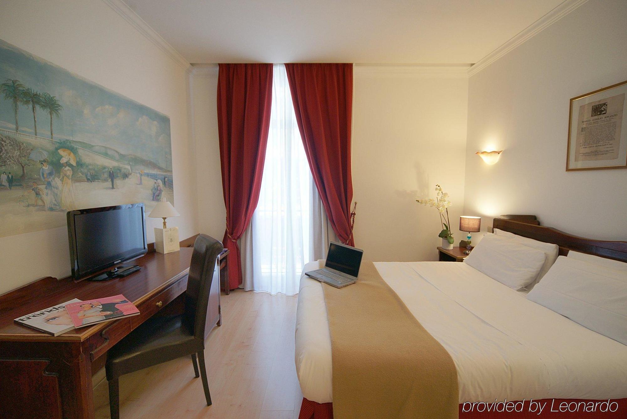 Hotel Ambassador-Monaco Pokoj fotografie